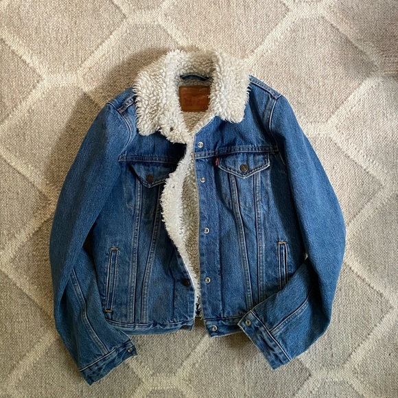 levi's fleece lined jacket